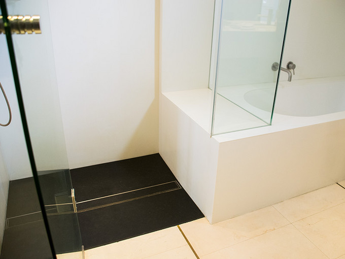 Image-ACO-reference-Sense-hotel-shower