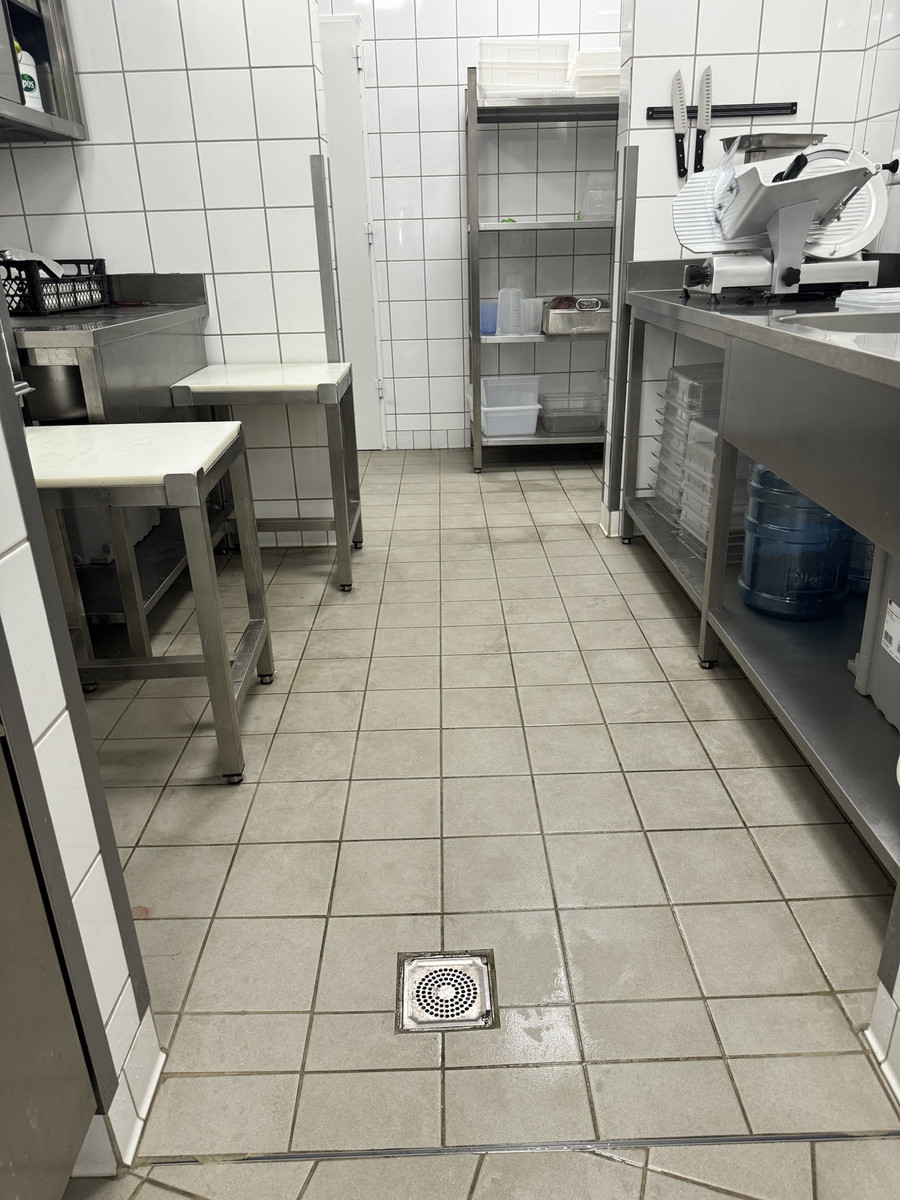 ACO-reference-project-Atmosphere-kitchen-EG142