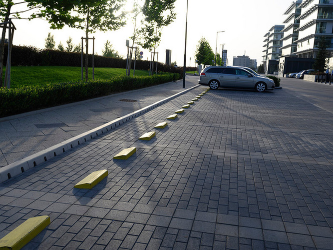 ACO-reference-project-Garitage-park-KerbDrain