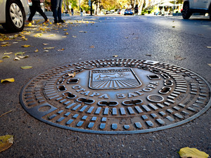 Капак с емблемата на Стара Загора Капак с емблемата на Стара Загора, част от инфраструктурата за управление на повърхностни води с продукти от ACO Bulgaria