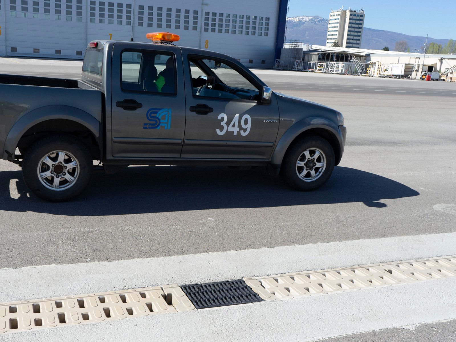 Image-aco-reference-sofia-airport-monoblock-2