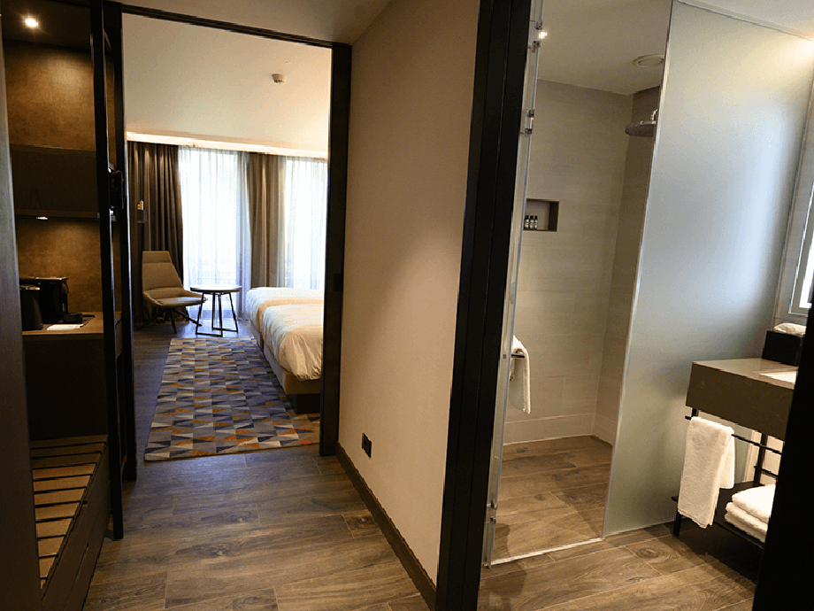 Image-ACO-reference-Hyatt-Sofia-bathroom