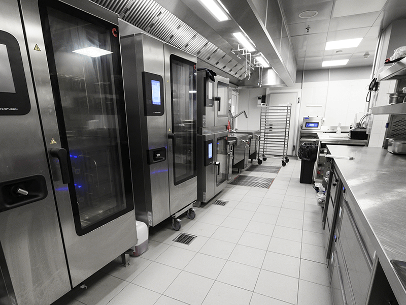 Image-ACO-reference-Hyatt-Sofia-kitchen