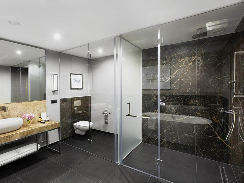 Image-ACO-reference-Intecontinental-Sofia-bathroom
